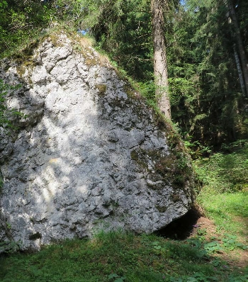Ronzo Chienis | 2. Blocco ciclopico