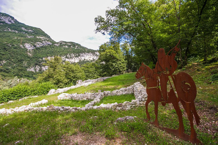 Alla scoperta del castrum a Loppio isola di S. Andrea